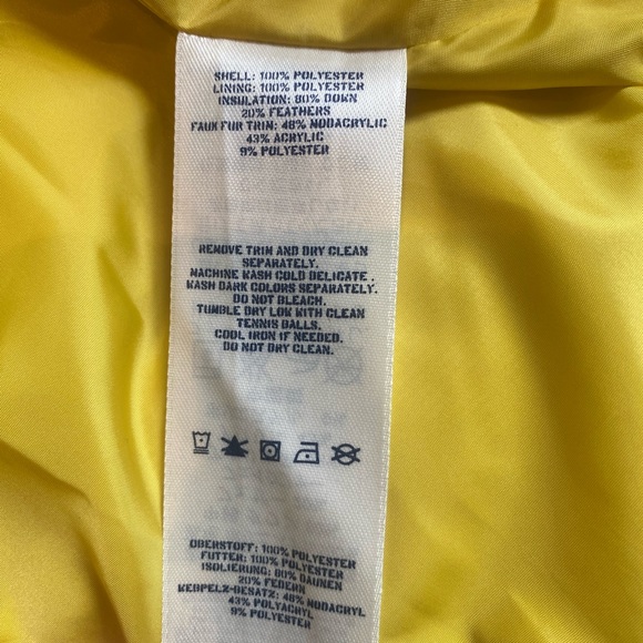 Lands End Canvas Puffer Jacket in with Faux Fur Hood - Picture 6 of 8